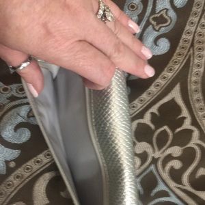 Kenneth Cole Reaction Silver Wallet